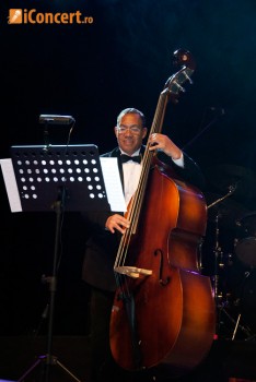 duke-ellington-orchestra-live-concert-2011-1