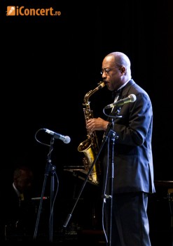 duke-ellington-orchestra-live-concert-2011-20