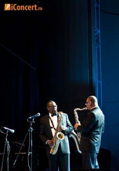 duke-ellington-orchestra-live-concert-2011-29