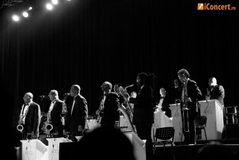 duke-ellington-orchestra-live-concert-2011-30
