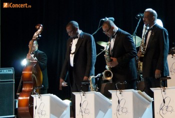 duke-ellington-orchestra-live-concert-2011-31