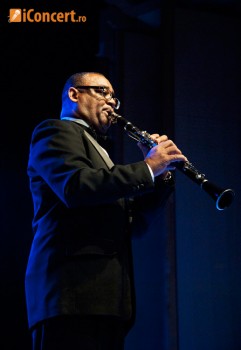 duke-ellington-orchestra-live-concert-2011-8