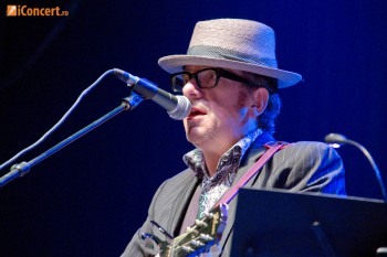 elvis-costello-live-concert-bucharest-2011-11
