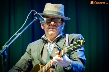 elvis-costello-live-concert-bucharest-2011-12
