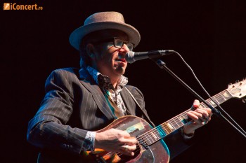 elvis-costello-live-concert-bucharest-2011-2