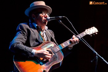 elvis-costello-live-concert-bucharest-2011-3