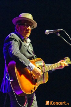 elvis-costello-live-concert-bucharest-2011-4
