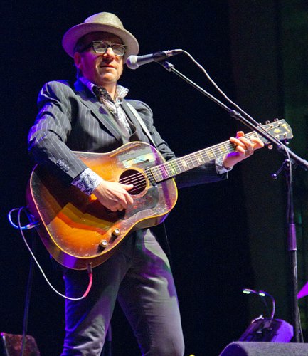 elvis-costello-live-concert-bucharest-2011-5