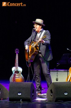 elvis-costello-live-concert-bucharest-2011-8