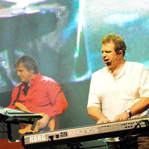 pasarea-colibri-live-bucuresti-19-ani-1