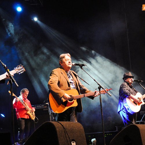 pasarea-colibri-live-bucuresti-19-ani-31