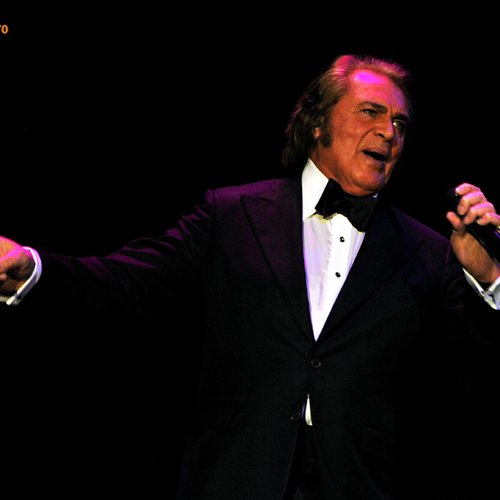 2-engelbert-humperdinck-live-concert-bucharest-2011-4