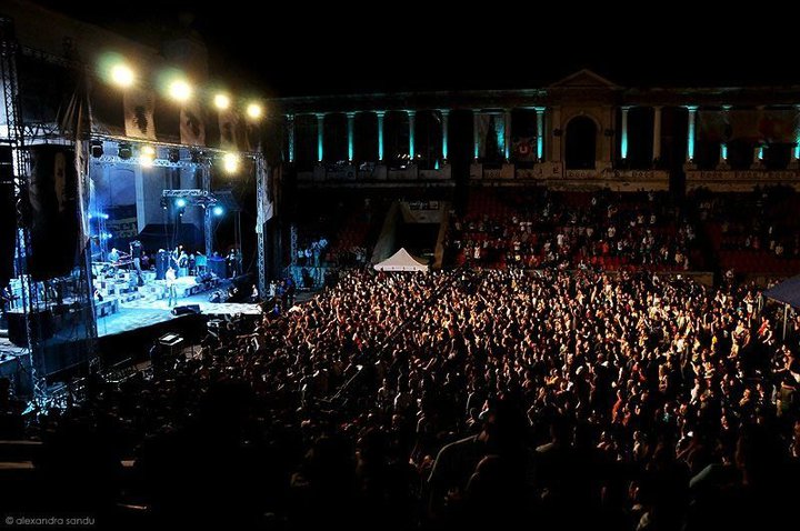 „Speranţe de Crăciun” la Arenele Romane din Bucureşti