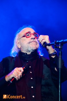 demis-roussos-live-concert-bucharest-2011-11
