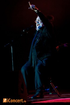 demis-roussos-live-concert-bucharest-2011-6