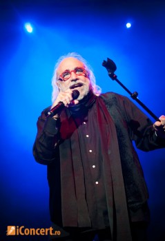 demis-roussos-live-concert-bucharest-2011-6