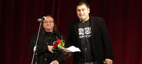 Balazsi Pal Elod accepta premiul de la dl Godoroja-2