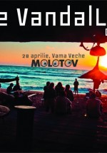 The VandalList pe plaja Molotov din Vama Veche