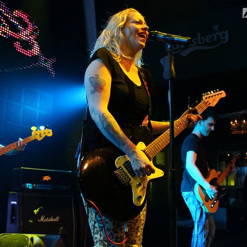 anneke-van-giersbergen-bucharest-silver-church-11