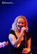 anneke-van-giersbergen-bucharest-silver-church-26