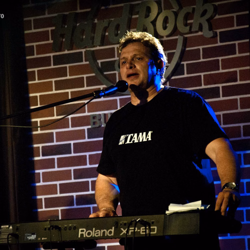 pasarea-colibri-hard-rock-cafe-bucuresti-11