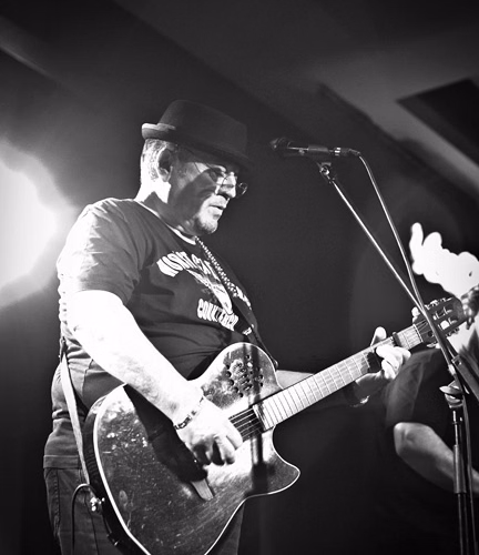 pasarea-colibri-hard-rock-cafe-bucuresti-16