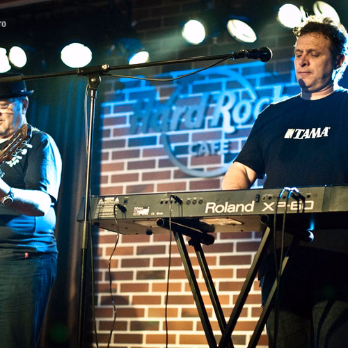 pasarea-colibri-hard-rock-cafe-bucuresti-17