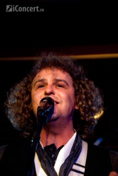 t-rex-bucharest-hard-rock-cafe-1