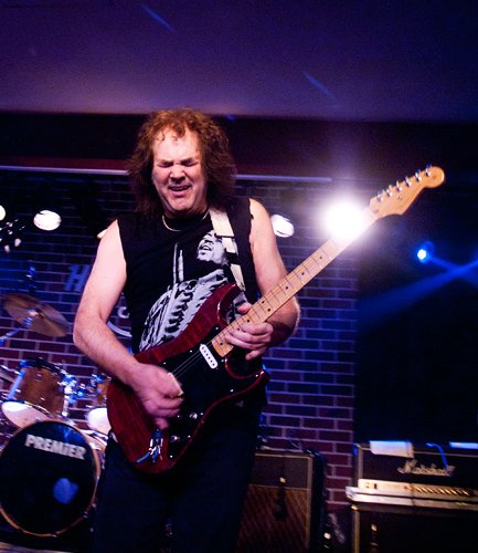 t-rex-bucharest-hard-rock-cafe-13