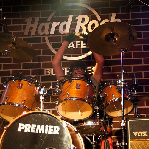 t-rex-bucharest-hard-rock-cafe-18