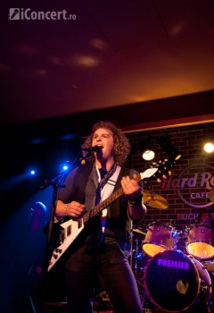 t-rex-bucharest-hard-rock-cafe-20