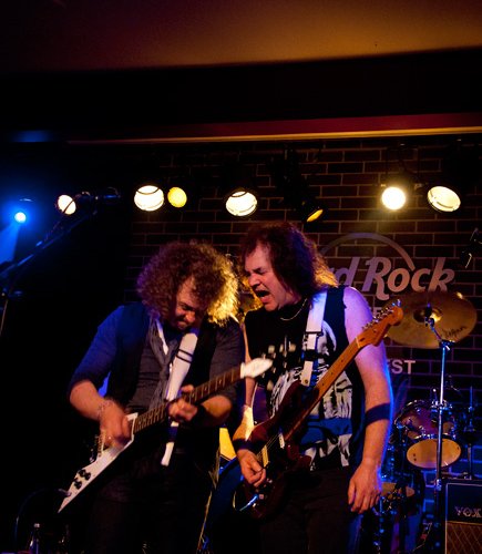t-rex-bucharest-hard-rock-cafe-21