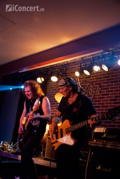 t-rex-bucharest-hard-rock-cafe-23