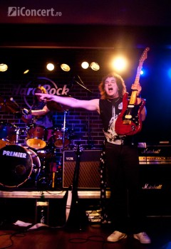 t-rex-bucharest-hard-rock-cafe-4