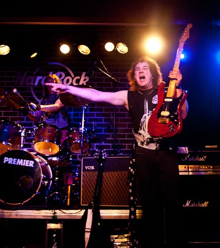 t-rex-bucharest-hard-rock-cafe-4