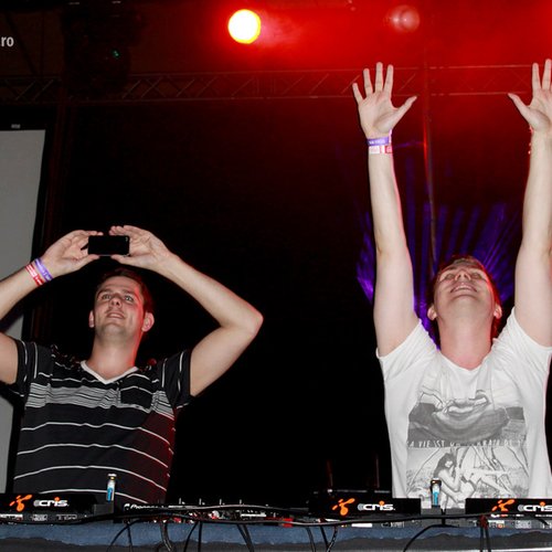 w-armada-night-bucharest-2012-8