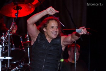 3-manowar-ost-fest-bucharest-romexpo-2012-10