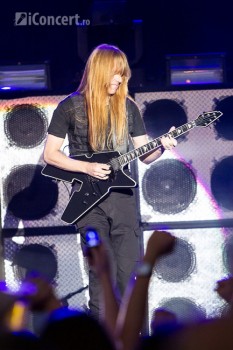 3-manowar-ost-fest-bucharest-romexpo-2012-6