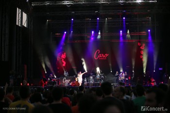 caro-emerald-bestfest-2012-11