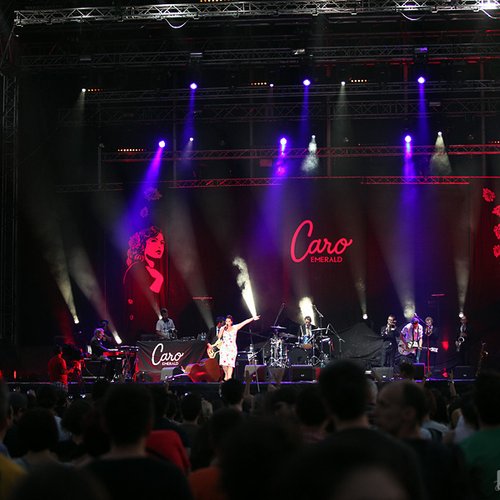 caro-emerald-bestfest-2012-11