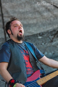 goodbye-to-gravity-bestfest-2012-1