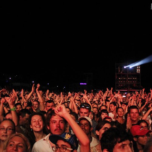 jessiej-mamaia-orange-summer-party-39