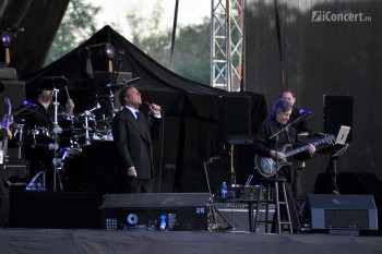 julio-iglesias-zone-arena-bucharest-2012-11