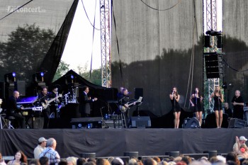 julio-iglesias-zone-arena-bucharest-2012-17