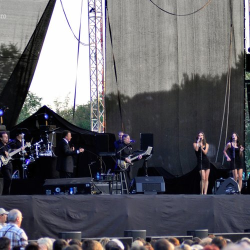 julio-iglesias-zone-arena-bucharest-2012-17