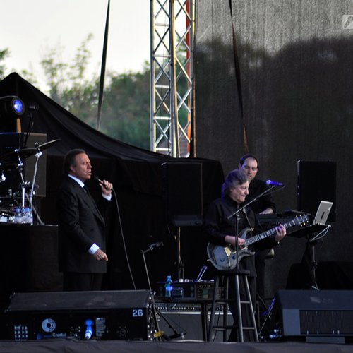julio-iglesias-zone-arena-bucharest-2012-18
