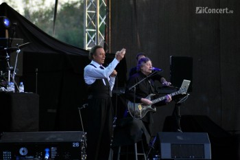 julio-iglesias-zone-arena-bucharest-2012-23