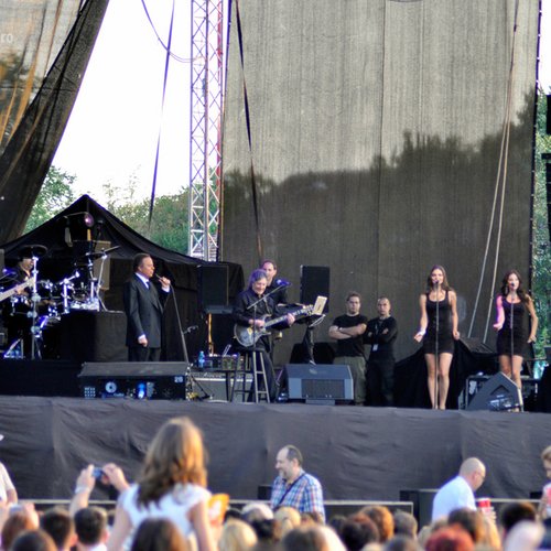 julio-iglesias-zone-arena-bucharest-2012-4