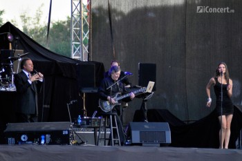 julio-iglesias-zone-arena-bucharest-2012-8