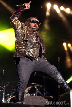skindred-bestfest-2012-6